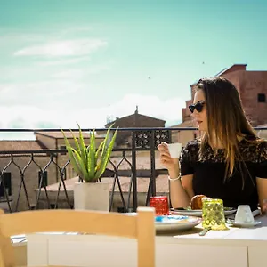 https://musmelia-rooms-affittacamere.sicilyhotelsitaly.net